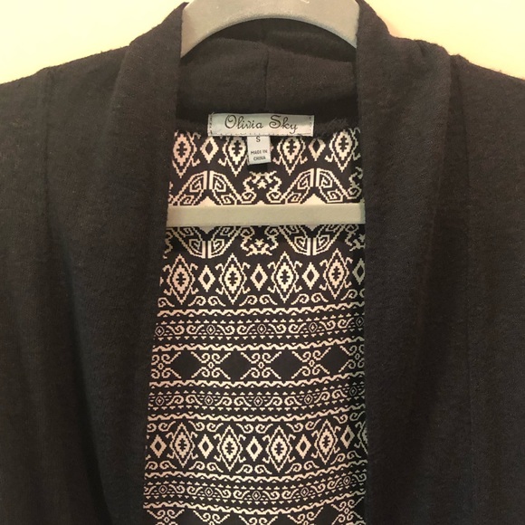 Olivia Sky | Printed Cardigan 🖤 - Picture 7 of 7